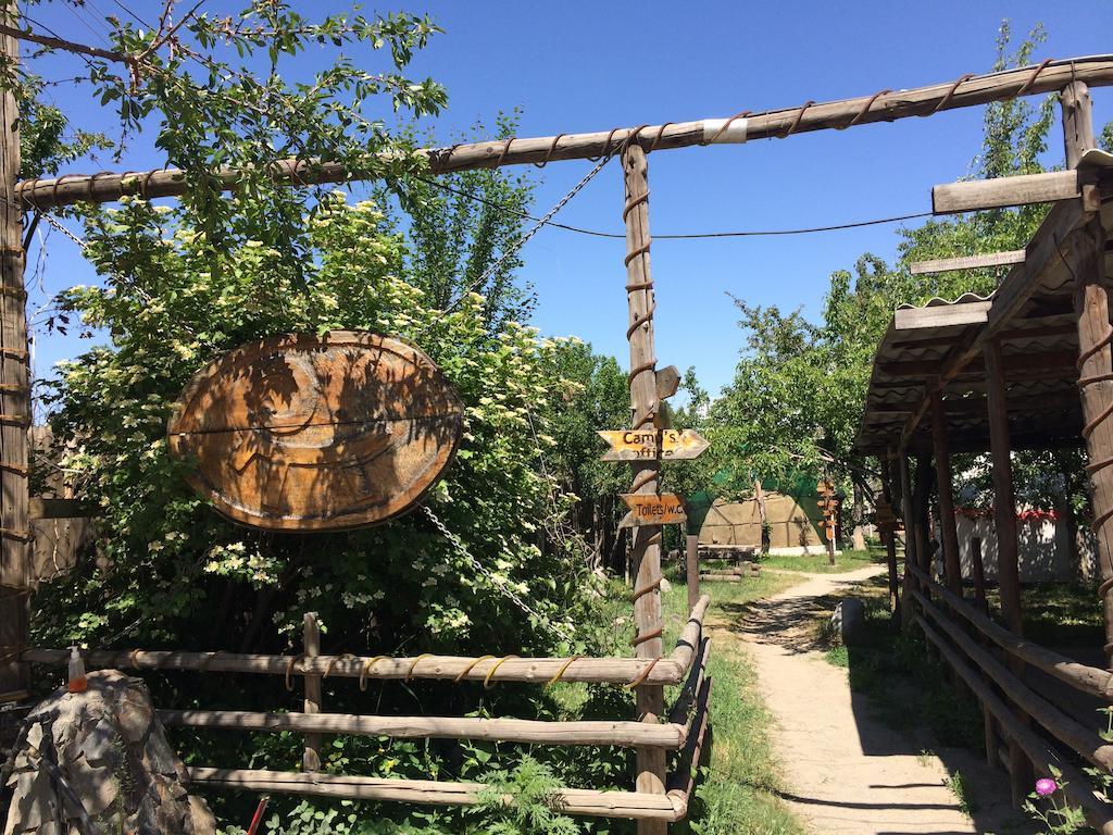 Hotel Arista Yurt Camp Karakol Habitación foto