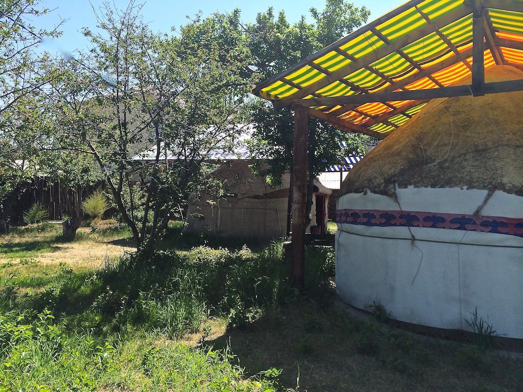 Hotel Arista Yurt Camp Karakol Habitación foto